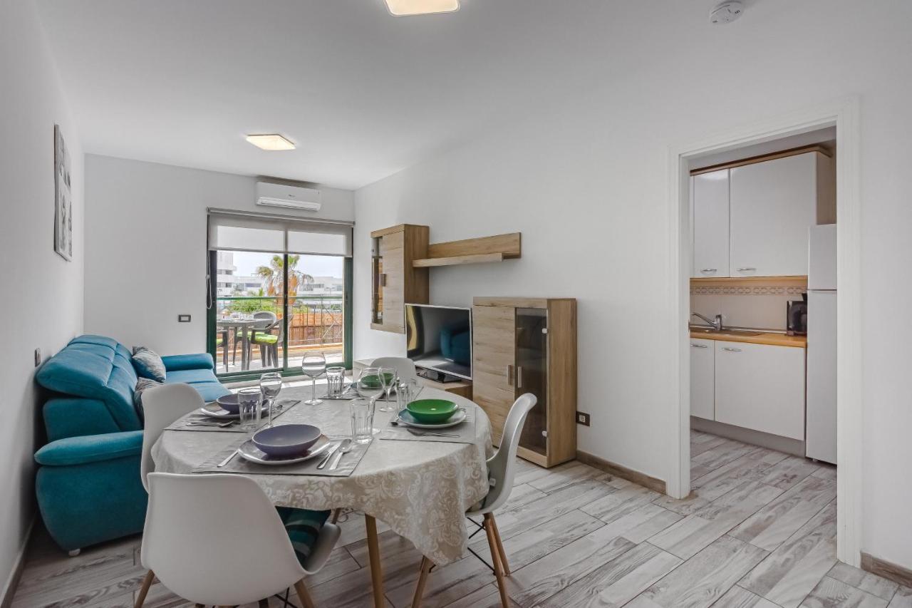 אדחה Cozy Apartment In El Duque By Altamarhomes מראה חיצוני תמונה