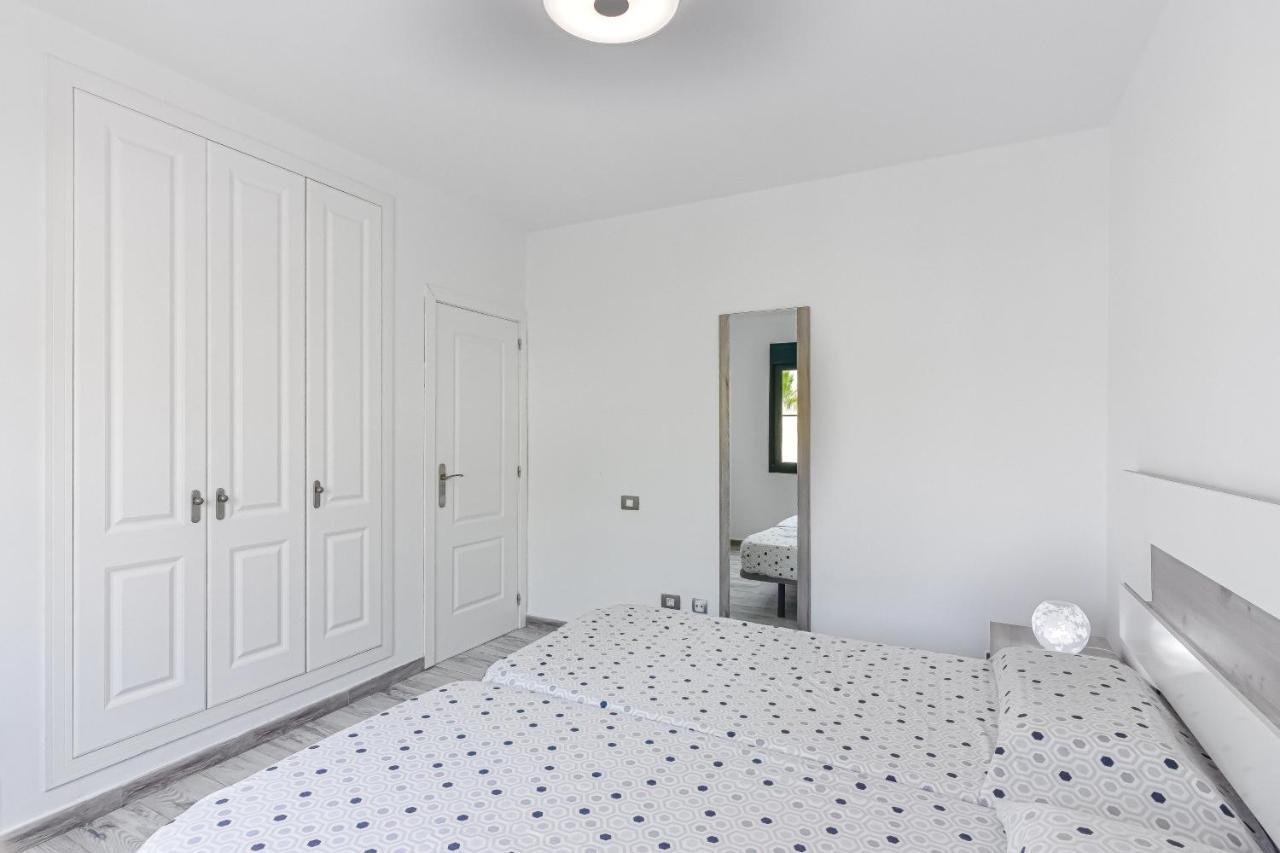 אדחה Cozy Apartment In El Duque By Altamarhomes מראה חיצוני תמונה