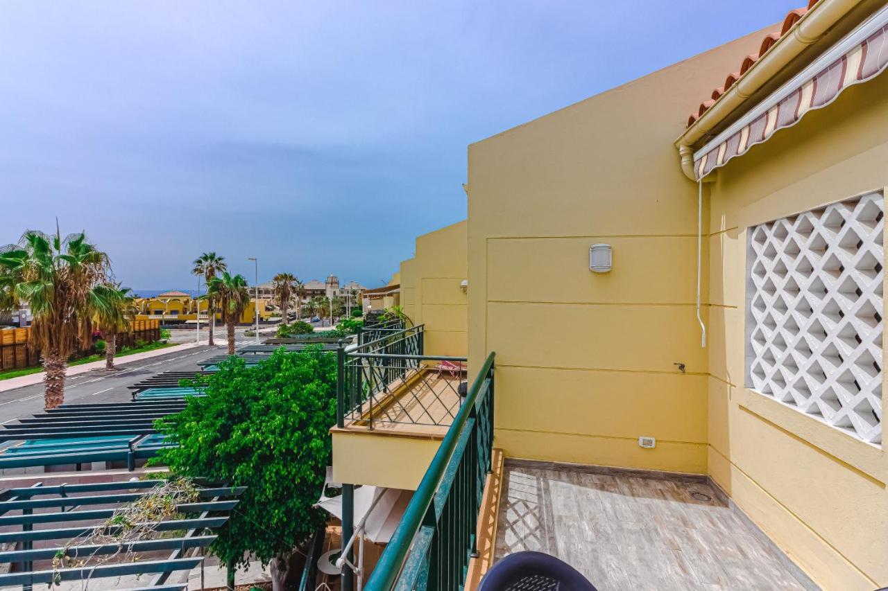 אדחה Cozy Apartment In El Duque By Altamarhomes מראה חיצוני תמונה