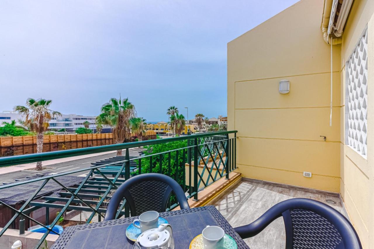 אדחה Cozy Apartment In El Duque By Altamarhomes מראה חיצוני תמונה